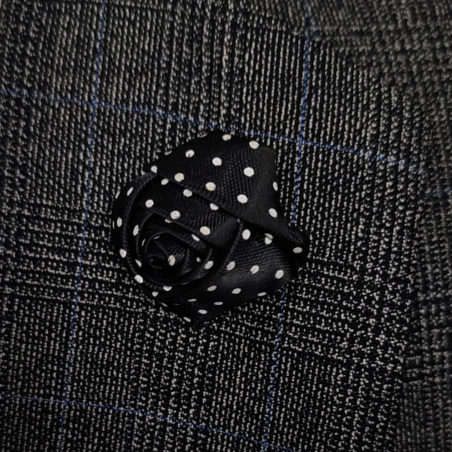 Flowers Lapel pin