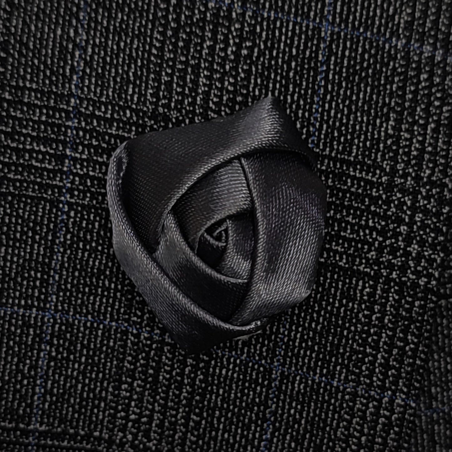 Flowers Lapel pin