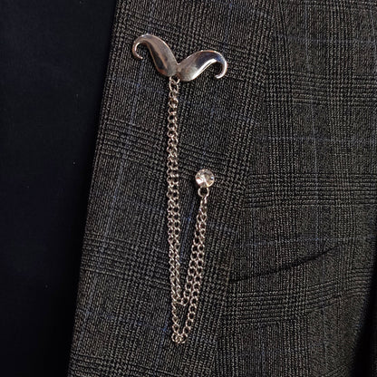 Silver Chain Mostachio
