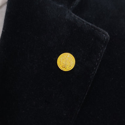 Gold coin