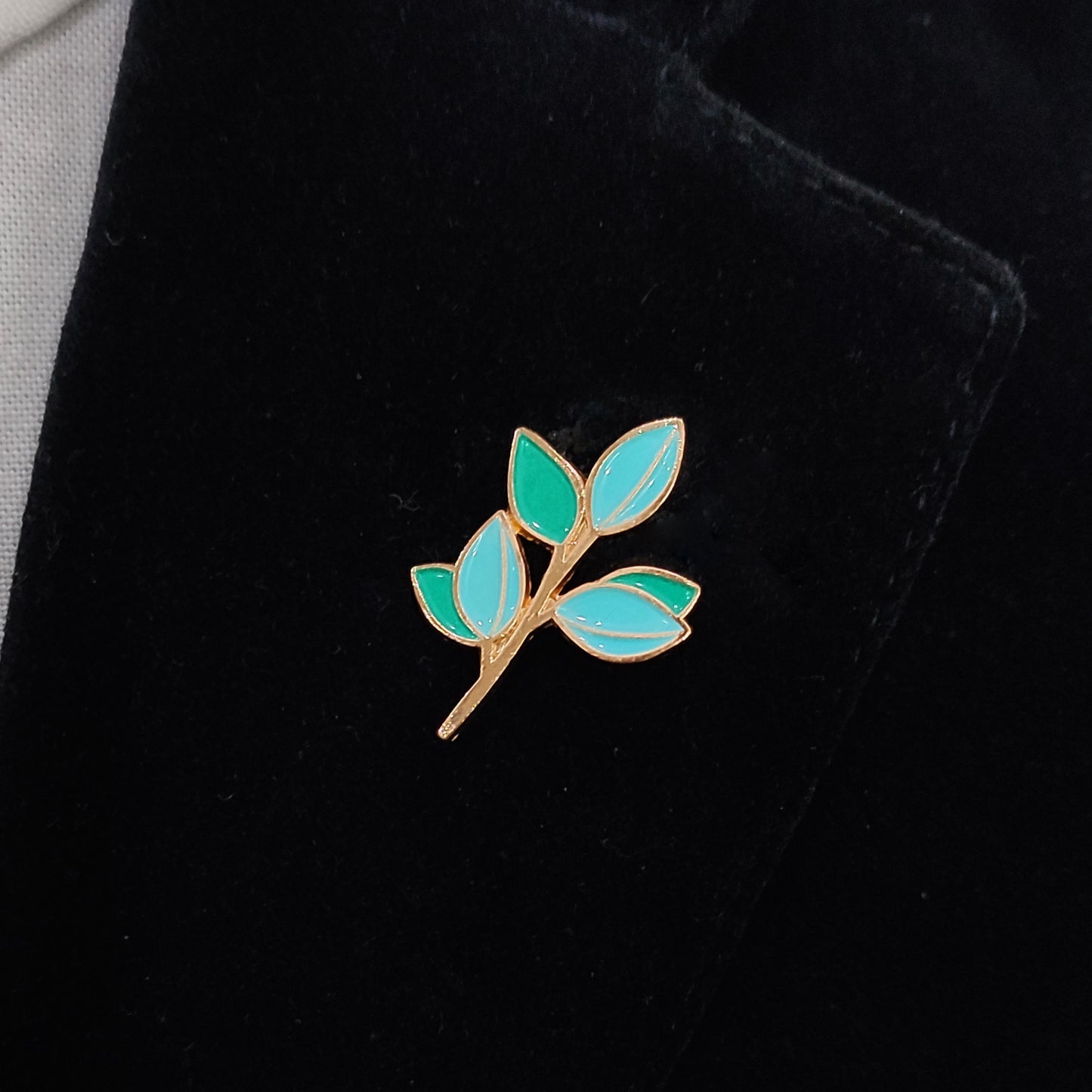 Teal Leaf