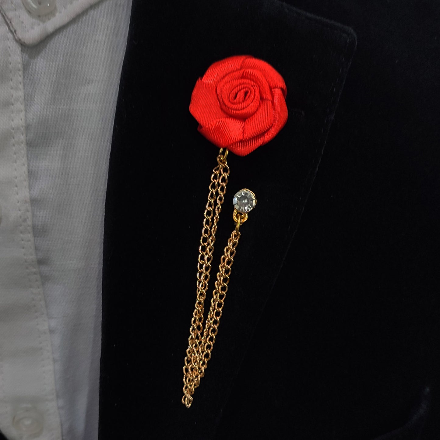 Red chain Flower