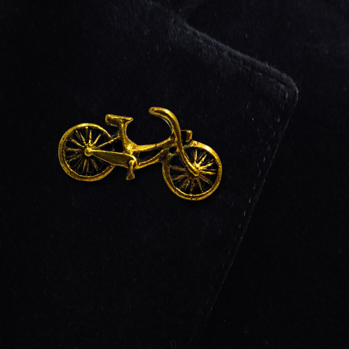 Cycle Lapel Pin